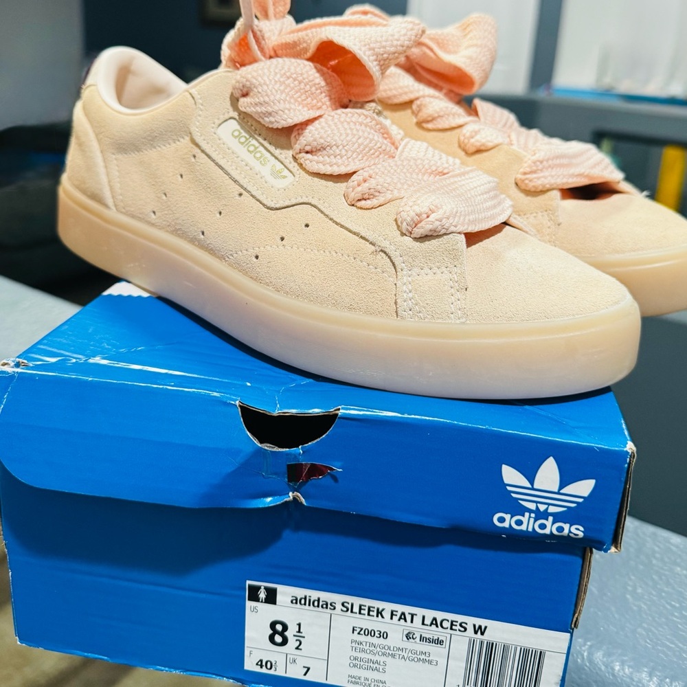 Adidas Woman Shoes - light pink/peach